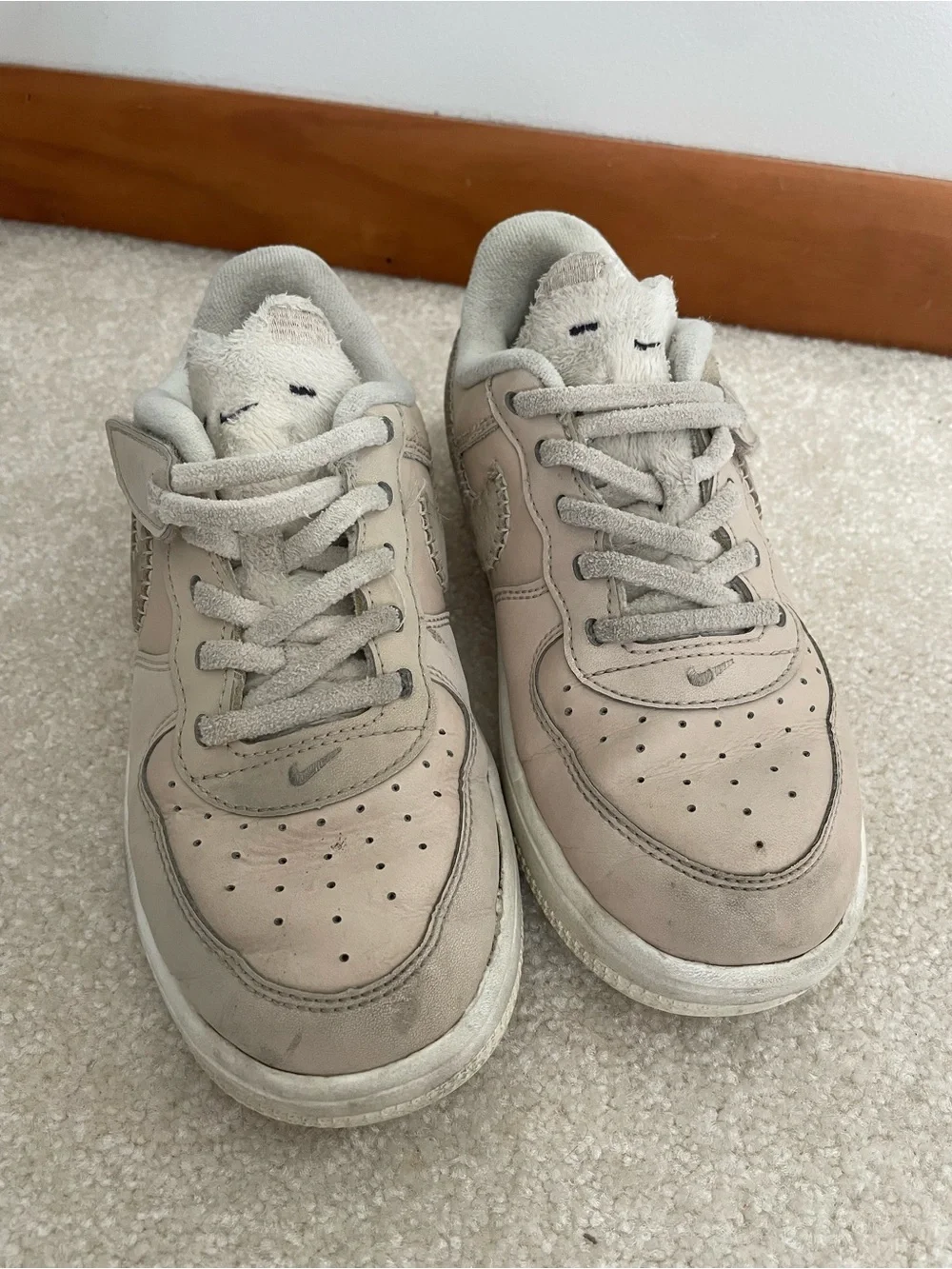 Nike Kids Beige Low-Top Sneakers